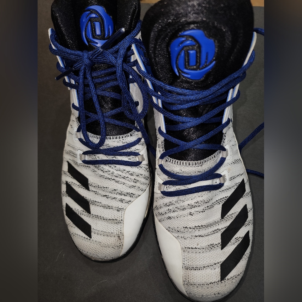 Men’s Adidas Derrick Rose 7 basketball shoes Derrick Rose Size 7